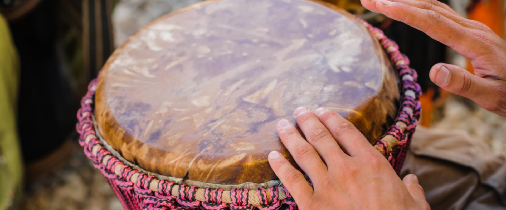 Seja revigorado pelo pulso de uma sessão de bateria interativa