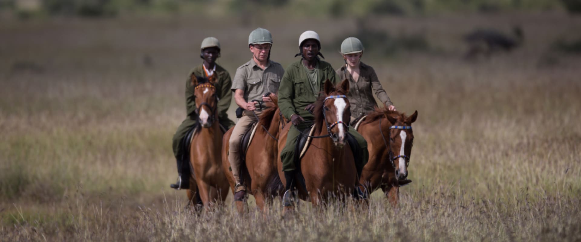 Experimente a emoção única de andar a cavalo nas planícies