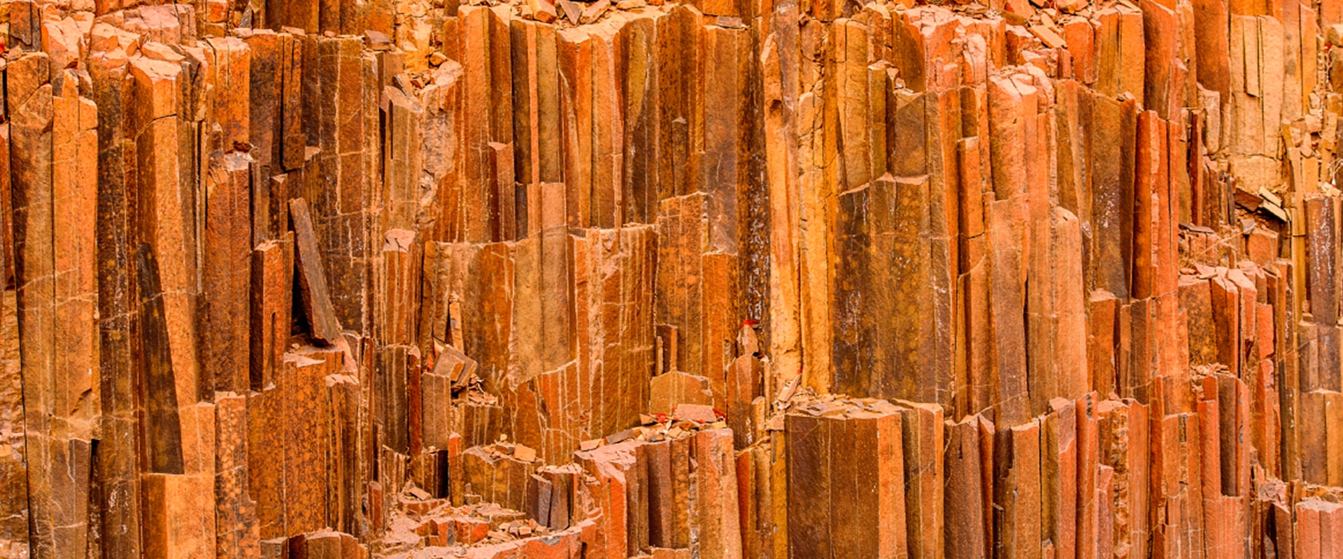 Ver a formação geológica de Tubos de Órgãos